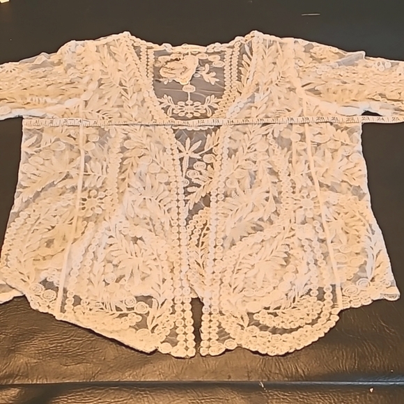 Simply Couture - Ivory Lace Open Cardigan - Picture 7 of 8